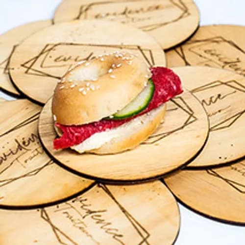 bagel-salami-de-boeuf-cornichons